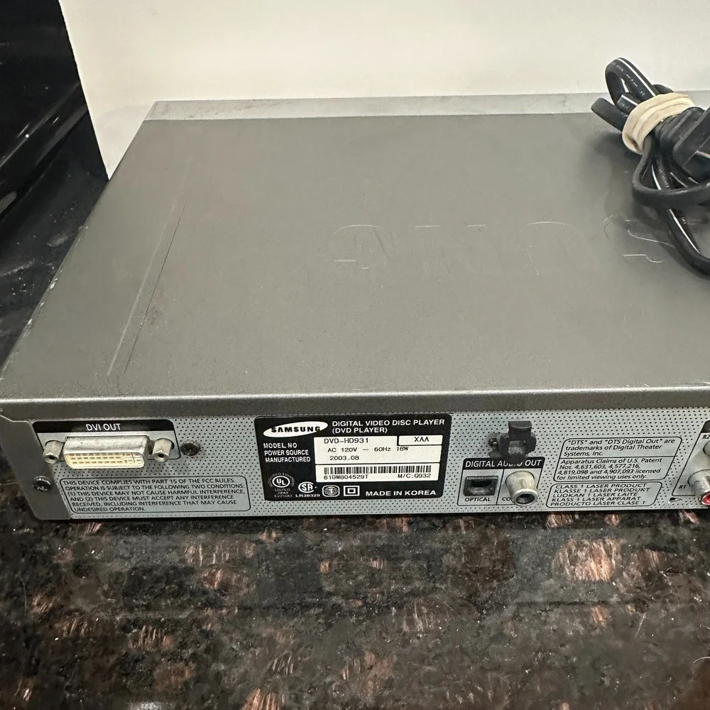 Samsung DVD HD931 DVD CD MP3 Player Progressive Scan DVI Silver TESTED WORKING